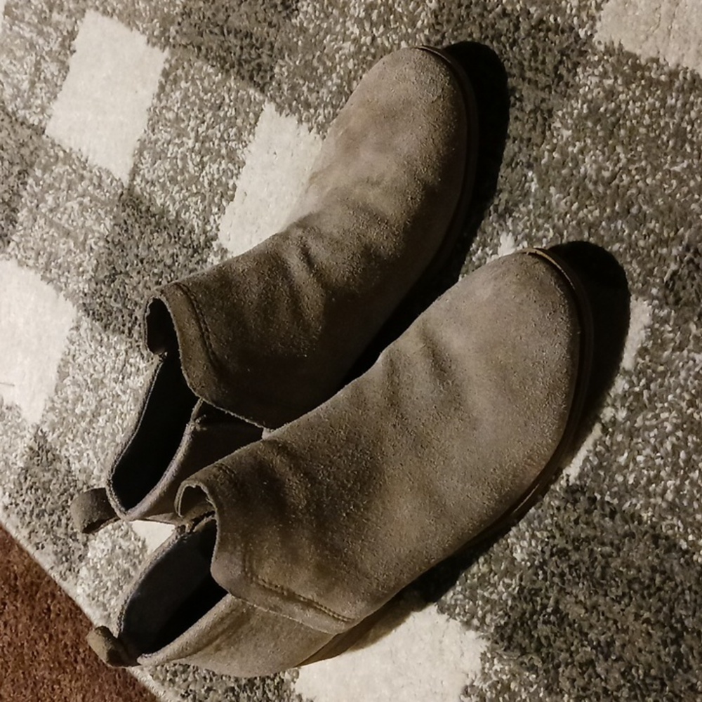 Tom booties